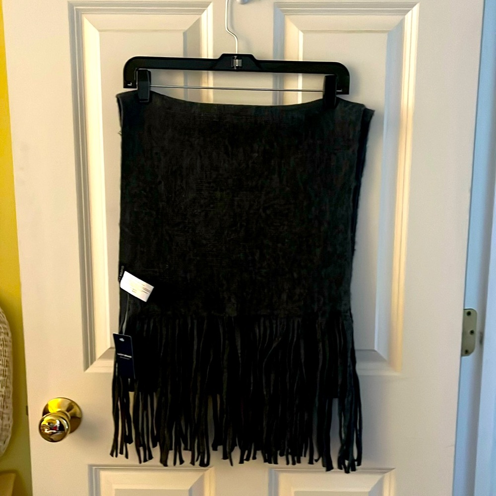 NWT! Lucky Brand Gray Wrap. Unsized. Long fringe.